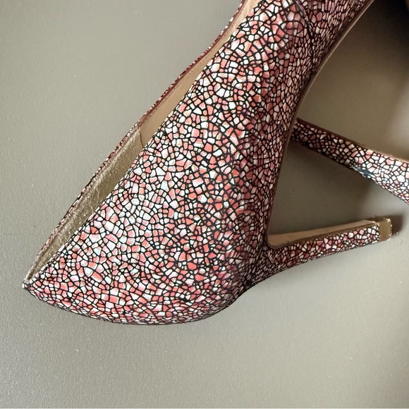 L.K. Bennett Red and Black Crackle Pattern Pointed Toe Court Heels Size 9.5 - Picture 5 of 11